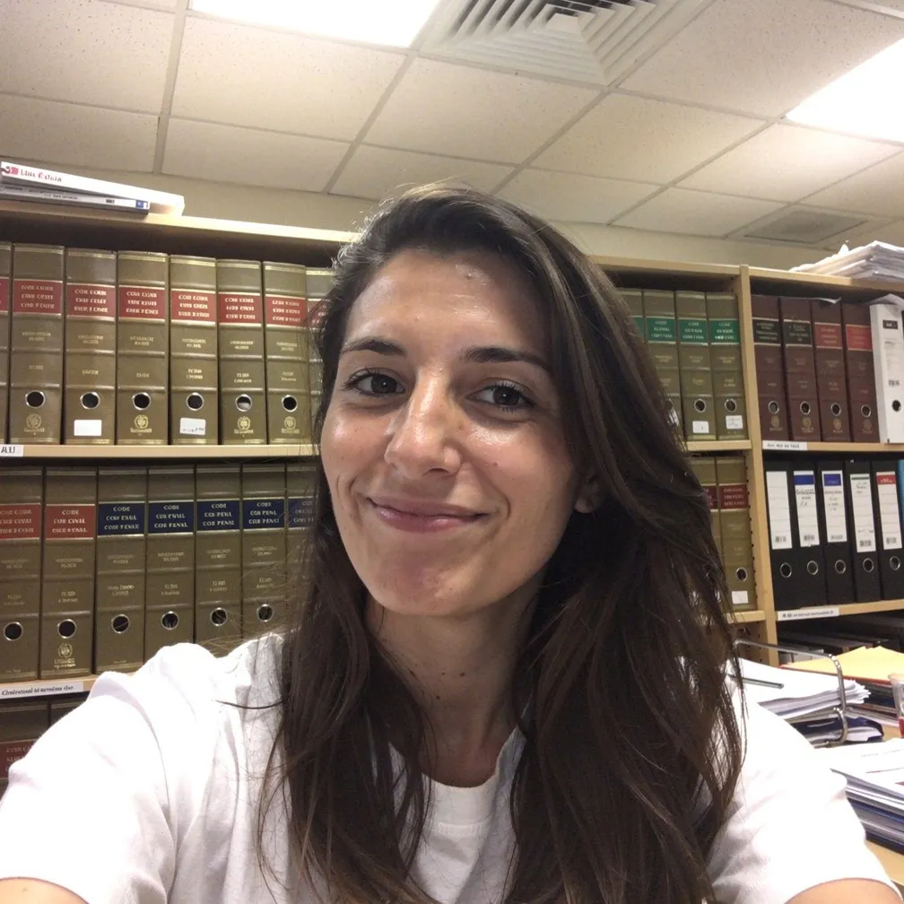 Portrait de Delphine Rouaud, Juriste — veille et jurisprudence
